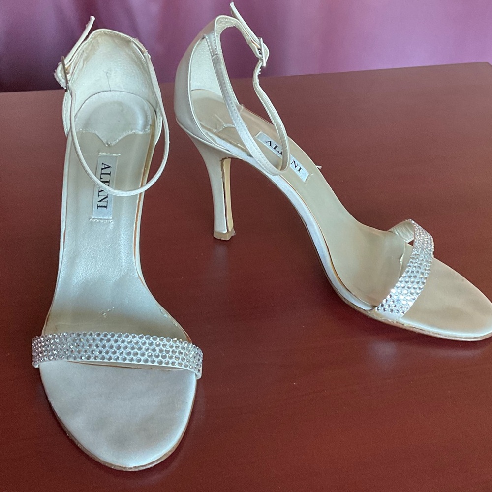 Champagne satin ankle strap dress sandals size 7